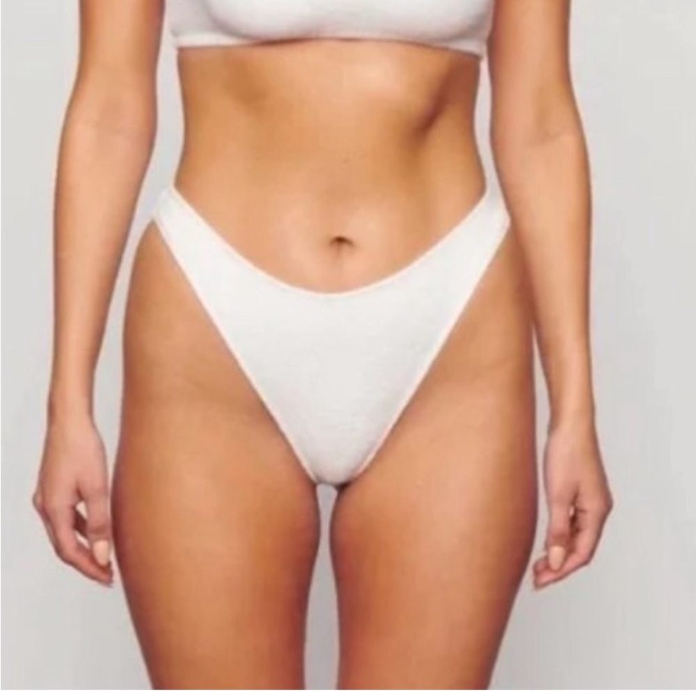 NWT Skims White Terry Underwear Thong Sexy size M
